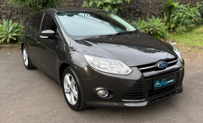 Ford Focus 1.6 S/SE/SE Plus Flex 8V/16V  5p 2015 Flex-2