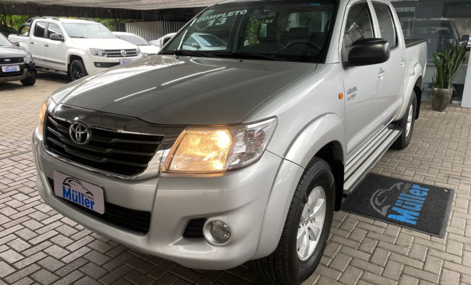 Toyota Hilux CD SRV 4x4 2.7 Flex 16V Aut. 2013 Flex-9
