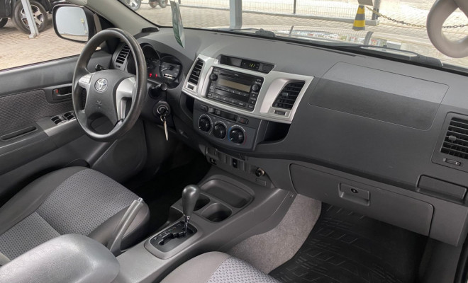 Toyota Hilux CD SRV 4x4 2.7 Flex 16V Aut. 2013 Flex-11