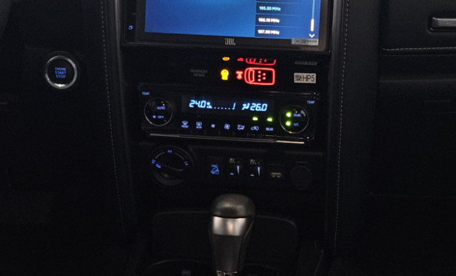 Toyota Hilux SW4 SRX Plat. 4x4 2.8 TB Die. Aut. 2025 Diesel-10