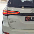 Toyota Hilux SW4 SRX Plat. 4x4 2.8 TB Die. Aut. 2025 Diesel-16