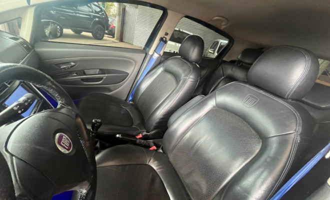 Fiat Punto ESSENCE 1.8 Flex 16V 5p 2011 Flex-6