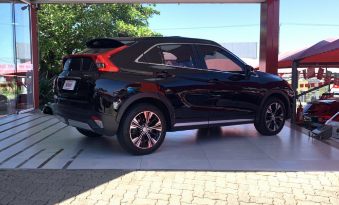 Mitsubishi Eclipse Cross HPE-S 1.5 16V 165cv Aut. 2019 Gasolina-2
