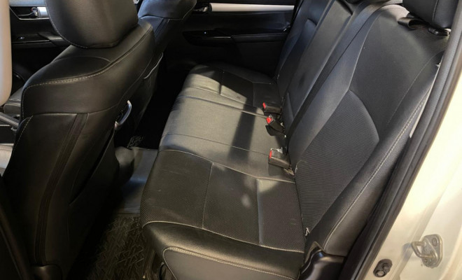 Toyota Hilux CD SRX 4x4 2.8 TDI 16V Diesel Aut. 2021 Diesel-13