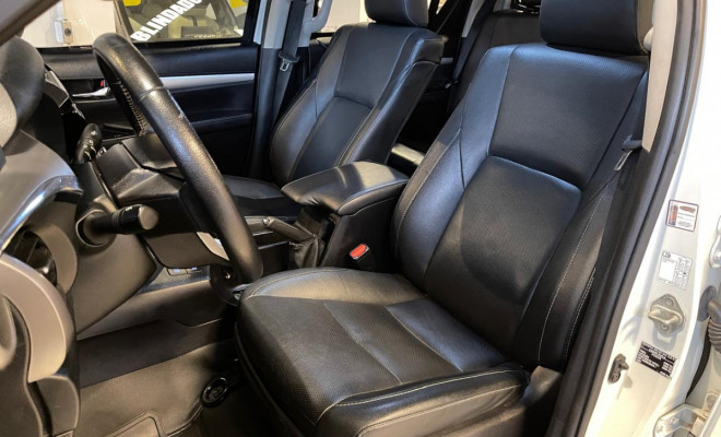 Toyota Hilux CD SRX 4x4 2.8 TDI 16V Diesel Aut. 2021 Diesel-11