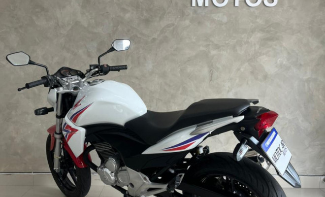 HONDA CB 300R/ 300R FLEX 2015 Gasolina-3