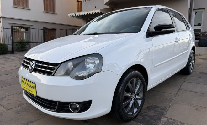 VW - VolksWagen Polo 1.6 Mi Tot.Flex 8V 5p 2012-1