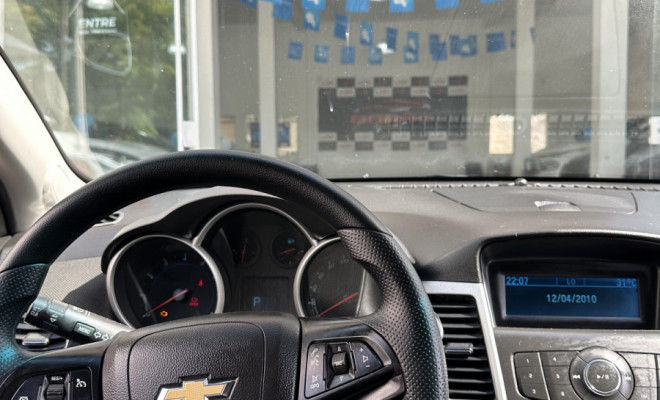 GM - Chevrolet CRUZE LT 1.8 16V FlexPower 4p Aut. 2012 Flex-4