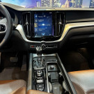 Volvo XC 60 T-5 MOMENTUM 2.0 254cv AWD 5p 2019 Gasolina-7