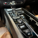 Volvo XC 60 T-5 MOMENTUM 2.0 254cv AWD 5p 2019 Gasolina-8