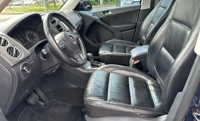 VW - VolksWagen TIGUAN 2.0 TSI 16V 200cv Tiptronic 5p 2011 Gasolina-7