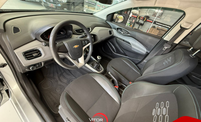 GM - Chevrolet ONIX HATCH LT 1.0 8V FlexPower 5p Mec. 2019 Flex-5