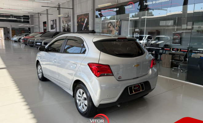 GM - Chevrolet ONIX HATCH LT 1.0 8V FlexPower 5p Mec. 2019 Flex-12