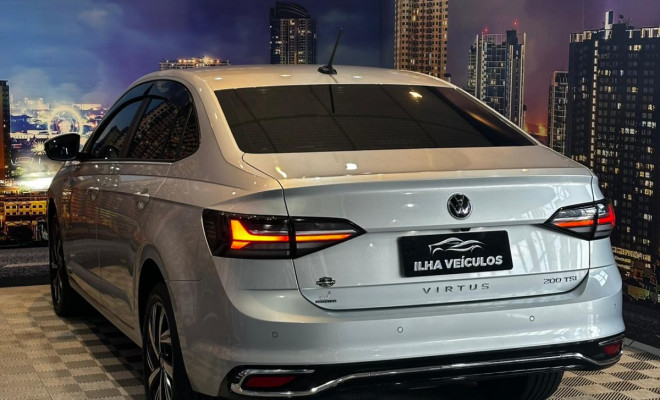 VW - VolksWagen VIRTUS Highline 200 TSI 1.0 Flex 12V Aut 2023 Flex-14