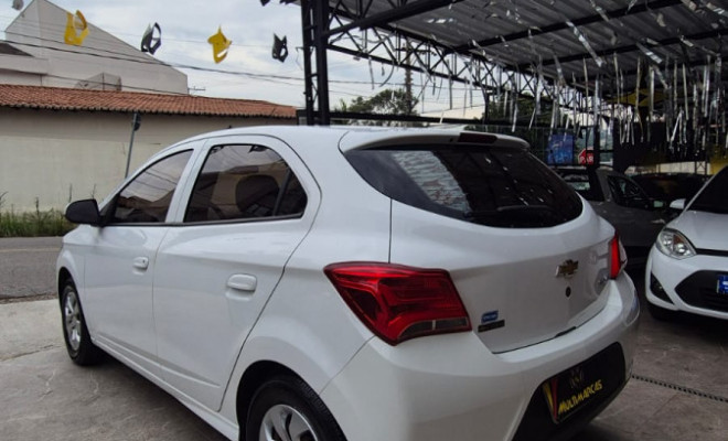 GM - Chevrolet ONIX HATCH LT 1.0 8V FlexPower 5p Mec. 2017 Flex-2
