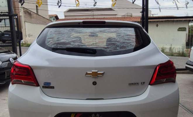 GM - Chevrolet ONIX HATCH LT 1.0 8V FlexPower 5p Mec. 2017 Flex-4