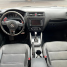 VW - VolksWagen JETTA Comfortline  2.0 T.Flex 8V 4p Mec. 2011 Flex-8