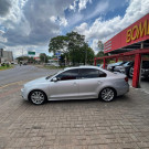 VW - VolksWagen JETTA Comfortline  2.0 T.Flex 8V 4p Mec. 2011 Flex-0