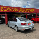 VW - VolksWagen JETTA Comfortline  2.0 T.Flex 8V 4p Mec. 2011 Flex-1