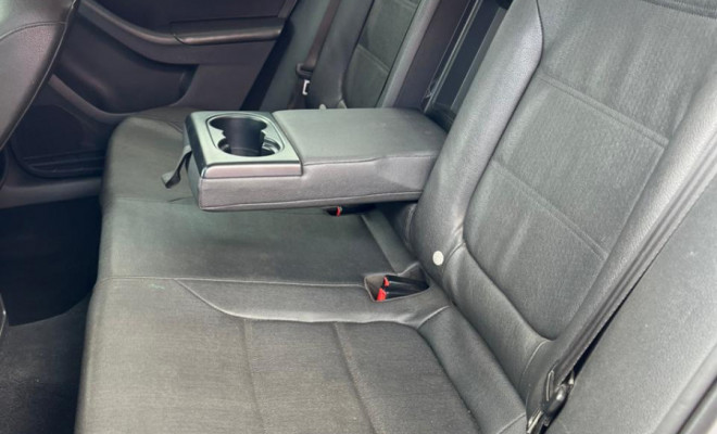 VW - VolksWagen JETTA Comfortline  2.0 T.Flex 8V 4p Mec. 2011 Flex-9