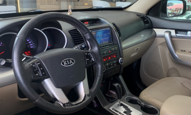 Kia Motors Sorento 3.5 V6 24V 4x4 Aut. 2012 Gasolina-6
