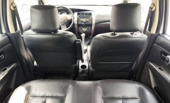 Nissan LIVINA X-GEAR SL/X-GEAR 1.8 Flex F. Aut. 2013 Flex-6