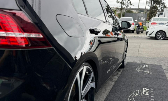 VW - VolksWagen Golf Highline 1.4 TSI 140cv Aut. 2014 Gasolina-2