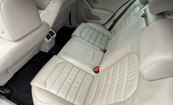 VW - VolksWagen Golf Highline 1.4 TSI 140cv Aut. 2014 Gasolina-10