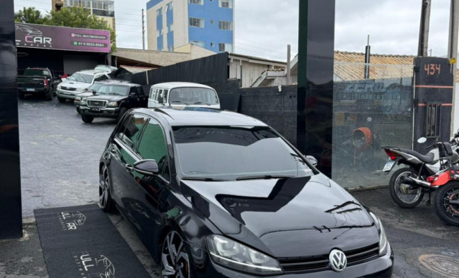 VW - VolksWagen Golf Highline 1.4 TSI 140cv Aut. 2014 Gasolina-1