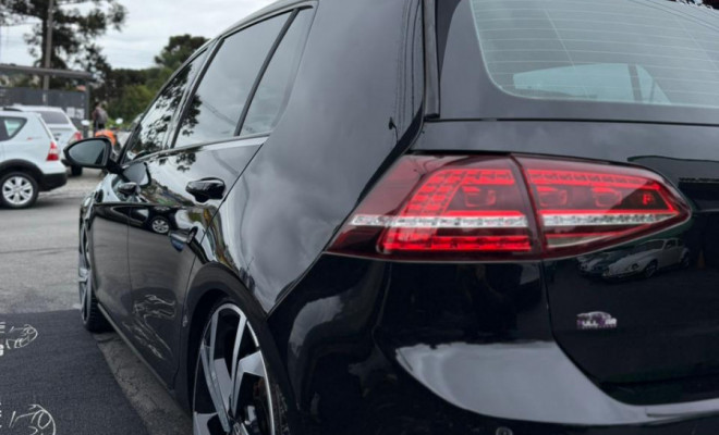 VW - VolksWagen Golf Highline 1.4 TSI 140cv Aut. 2014 Gasolina-6