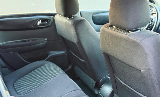 Citroën C4 GLX 1.6 Flex 16V 5p Mec. 2012 Flex-13