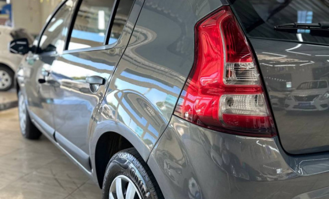 Renault SANDERO Expression Hi-Flex 1.0 16V 5p 2013 Flex-5