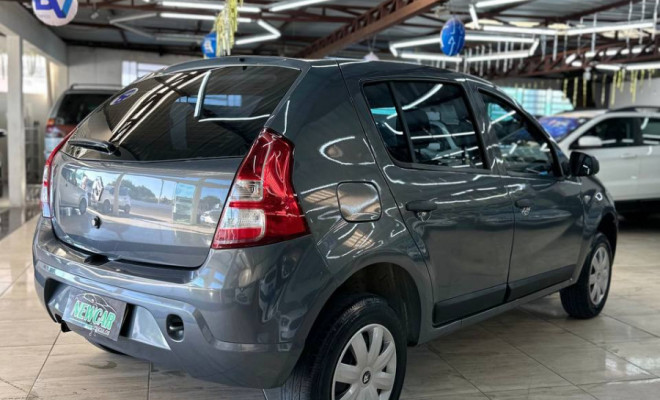 Renault SANDERO Expression Hi-Flex 1.0 16V 5p 2013 Flex-2