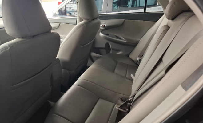 Toyota Corolla XEi 2.0 Flex 16V Aut. 2012 Flex-19