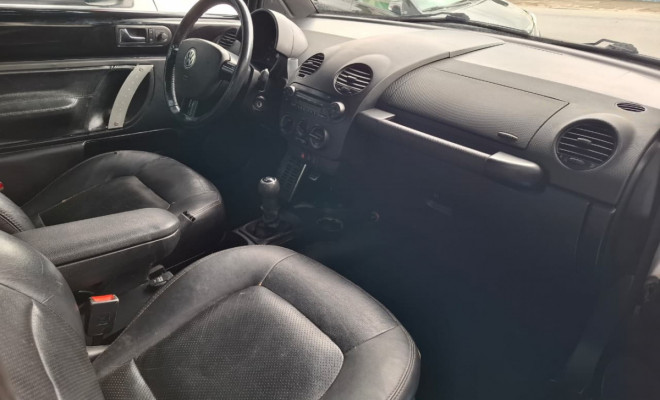 VW - VolksWagen New Beetle 2.0 Mi Manual-19