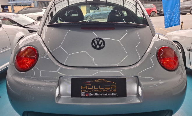 VW - VolksWagen New Beetle 2.0 Mi Manual-3