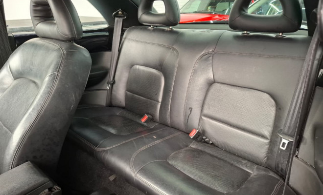 VW - VolksWagen New Beetle 2.0 Mi Manual-17