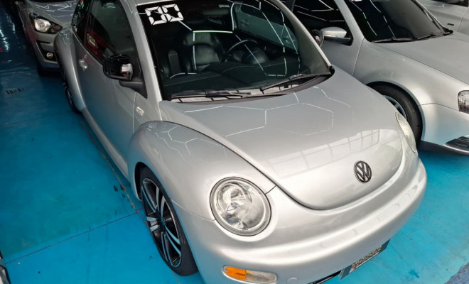 VW - VolksWagen New Beetle 2.0 Mi Manual-11