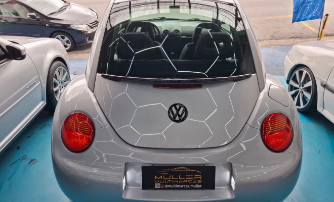 VW - VolksWagen New Beetle 2.0 Mi Manual-13