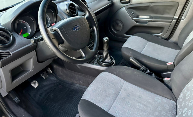 Ford Fiesta Class 1.6 8V Flex - 2011-8