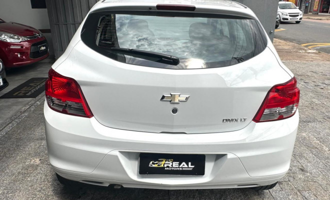 GM - Chevrolet ONIX HATCH LT 1.0 8V FlexPower 5p Mec. 2015 Flex-1