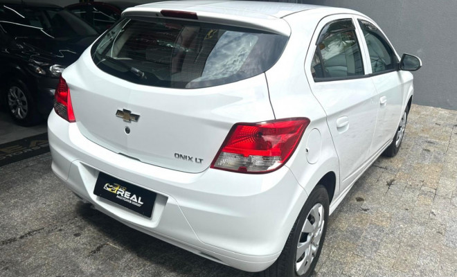 GM - Chevrolet ONIX HATCH LT 1.0 8V FlexPower 5p Mec. 2015 Flex-11