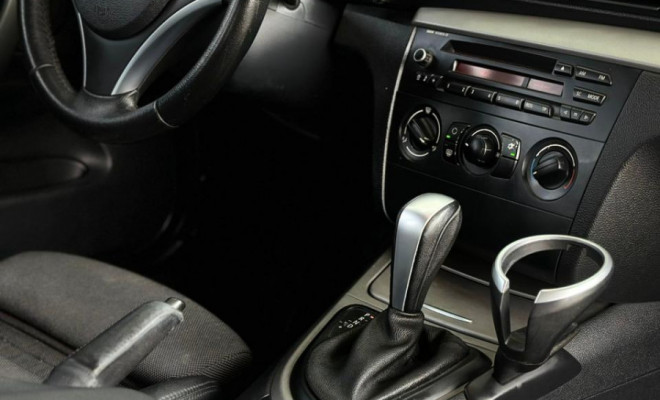 BMW 118iA 2.0 16V 136cv 5p 2012 Gasolina-2