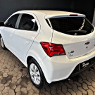 GM - Chevrolet ONIX HATCH LT 1.4 8V FlexPower 5p Mec. 2017 Flex-1