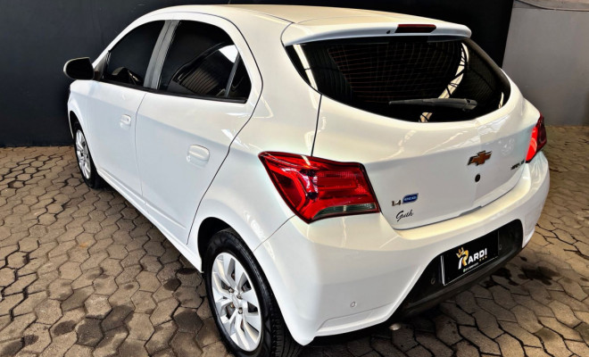 GM - Chevrolet ONIX HATCH LT 1.4 8V FlexPower 5p Mec. 2017 Flex-1