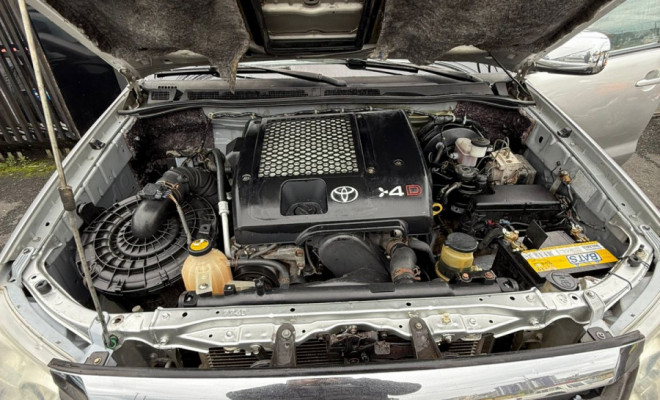Toyota Hilux SW4 SRV D4-D 4x4 3.0 TDI Dies. Aut 2008 Diesel-8