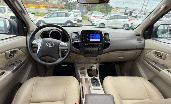 Toyota Hilux SW4 SRV D4-D 4x4 3.0 TDI Dies. Aut 2008 Diesel-6