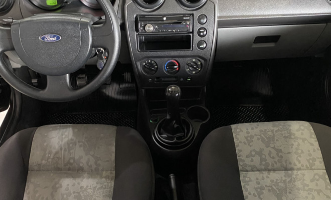 Ford Fiesta Sedan 1.0 8V Flex 4p 2010 Flex-4