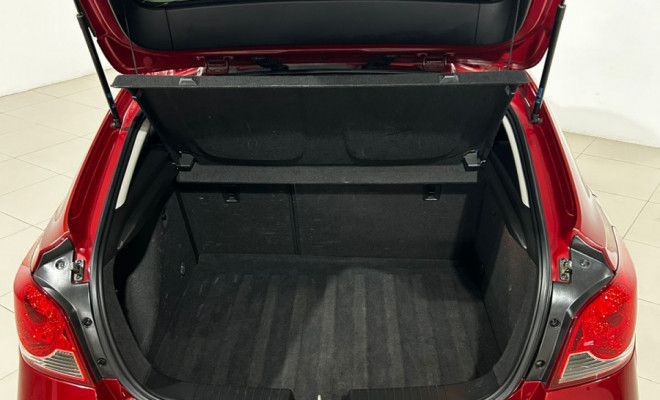 GM - Chevrolet CRUZE HB Sport LT 1.8 16V FlexP. 5p Aut 2013 Flex-6