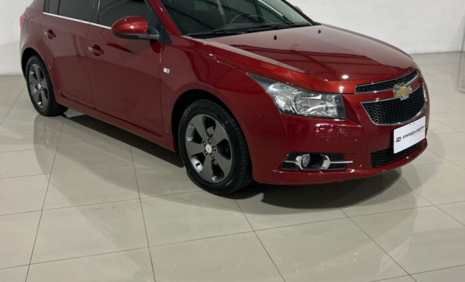 GM - Chevrolet CRUZE HB Sport LT 1.8 16V FlexP. 5p Aut 2013 Flex